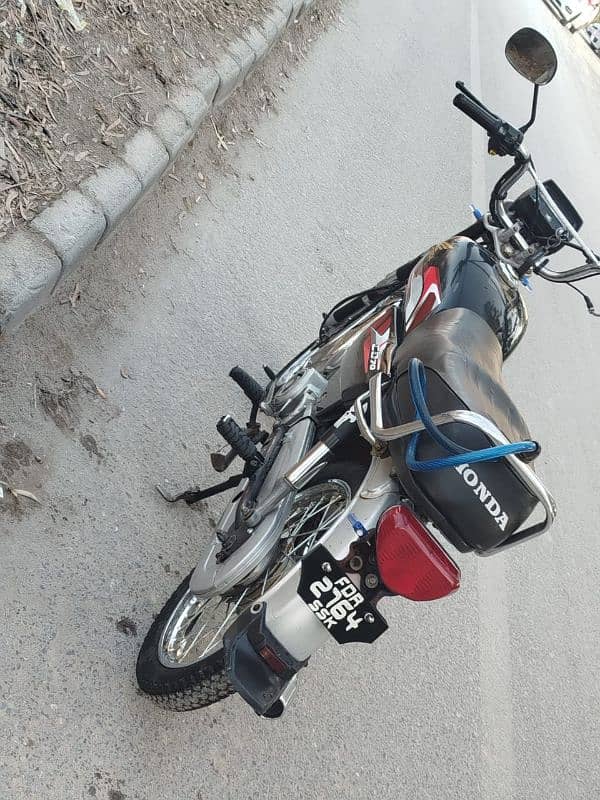 Honda CD70 2012 Model For Sale 7