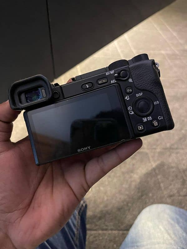 Sony Alpha a6400 Mirrorless Camera with 16-50mm Lens 13