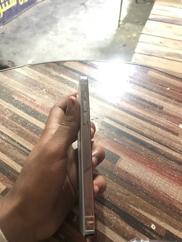 iPhone 14 Pro Max LLA factory unlocked 3