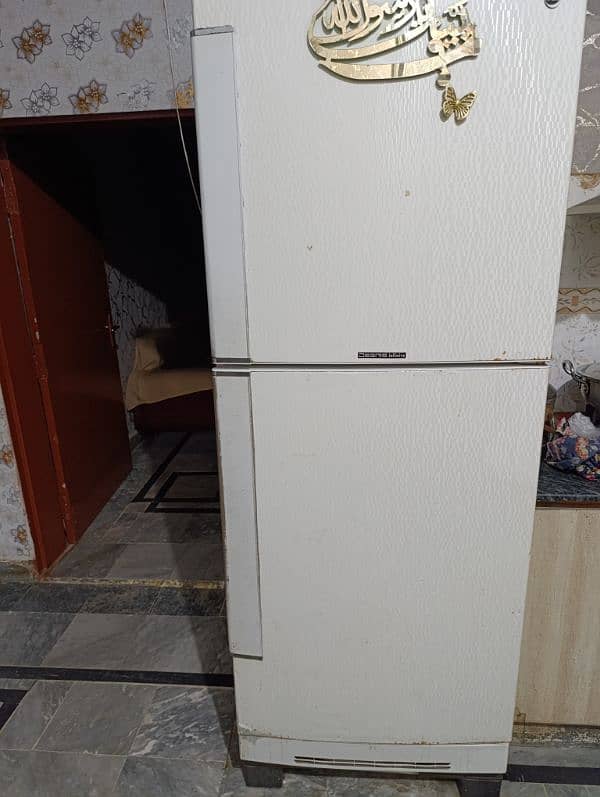 PEL Refrigerator full size 100% working condition 2
