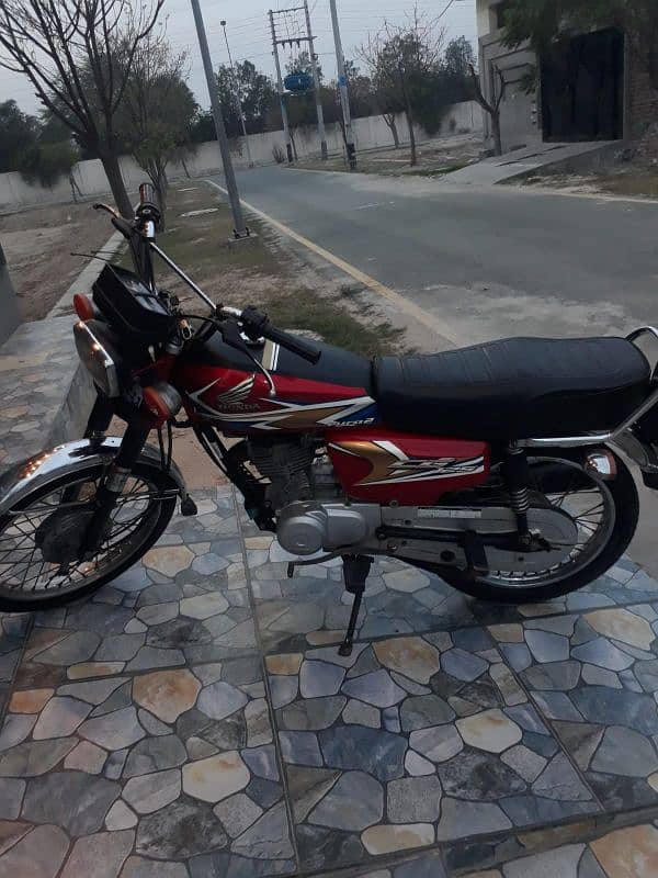 10/10 Condition Honda 125 4