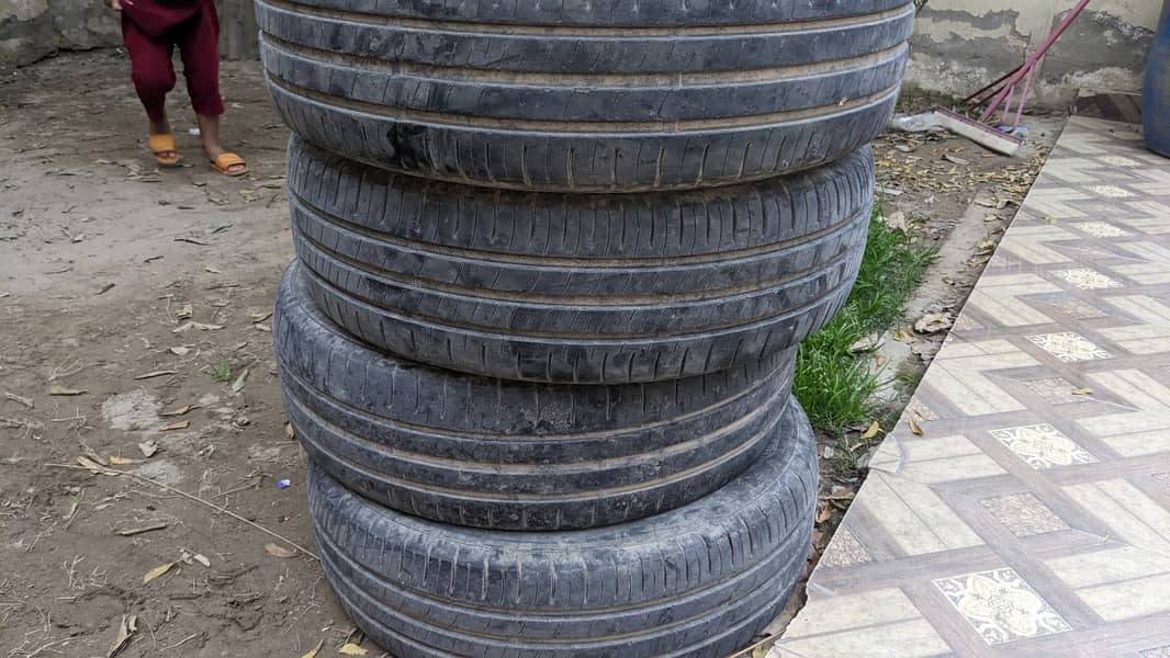 4 used tyre 2