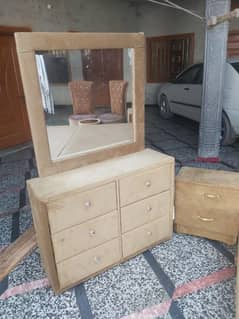 dabulbed   1 dressing  2 side tebal     1 smart tibal 2 chair