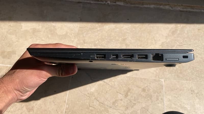 urgent sale lenovo thinkpad t460s 4