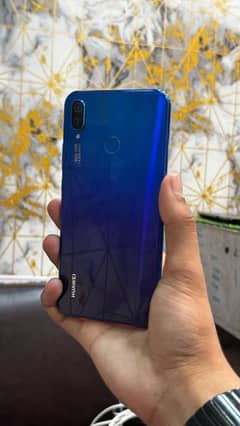 Huawei nova 3i