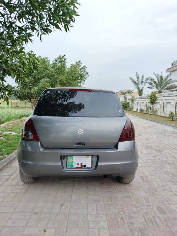 Suzuki Swift 2010 12