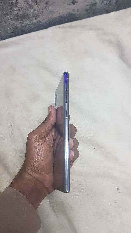 Samsung note 10 plus for urgent sale 2