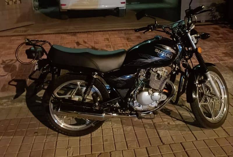 Suzuki gs150 2022 0