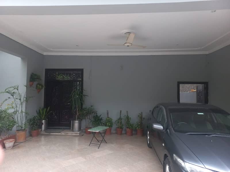 Kanal Upper Portion For Rent in Johar Town Block B 5