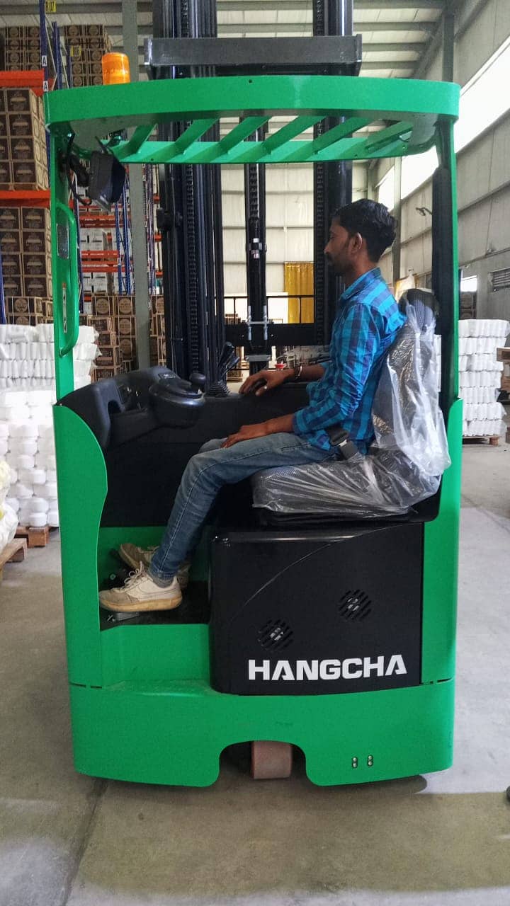 Industrial Reach Truck 7