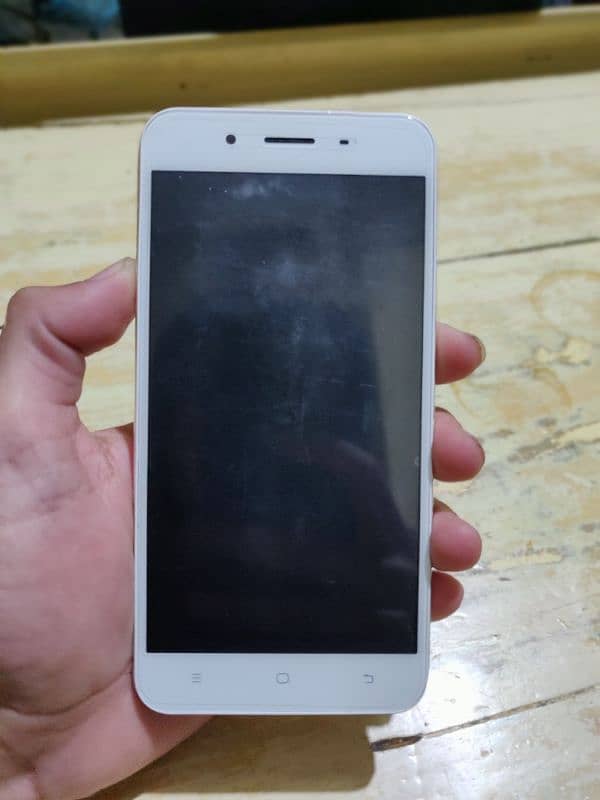 Vivo Y66 condition 10/9 4