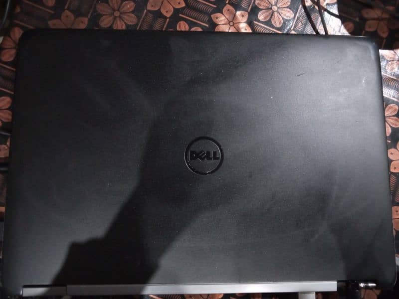 Dell Laptop (core i7 -6th generation) with RGB keyboard 2