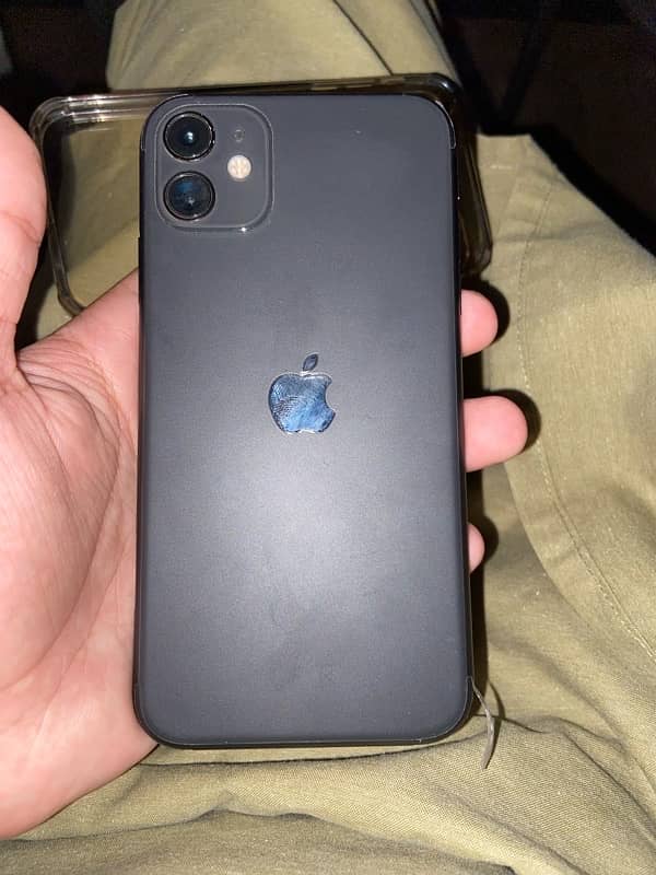 Iphone 11 10/10 condition 1