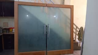 2 ways Glass door