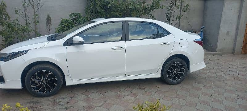 Toyota Corolla Altis 2025 15