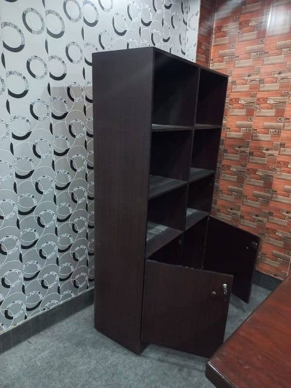 Stylish Wooden Bookshelf & Storage Cabinet – Used, Great Condition 2