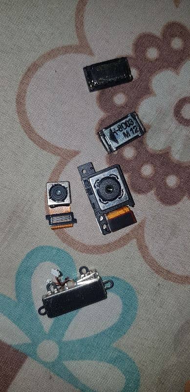 sony xz3 parts avalible 7