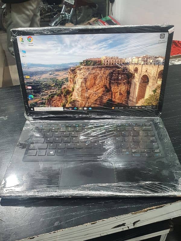 dell latitude 7490  i7 8th generation 3