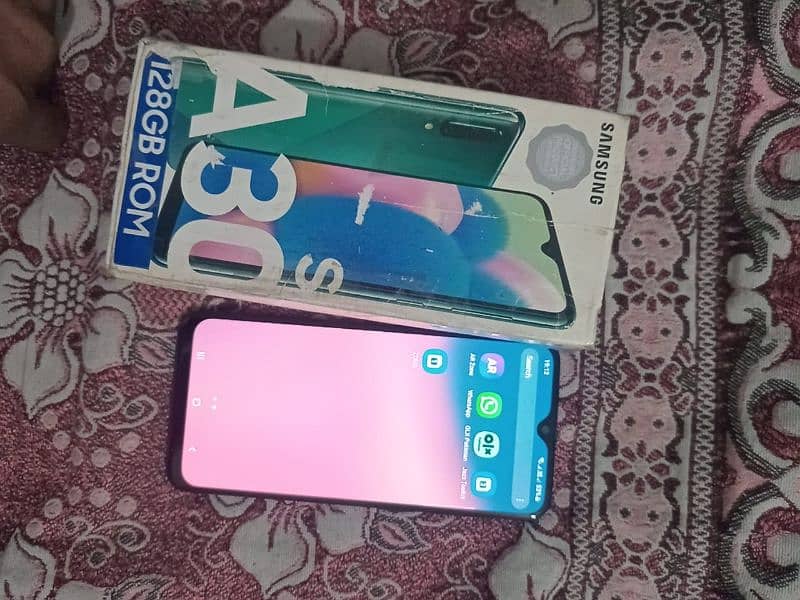 Samsung A30s 8