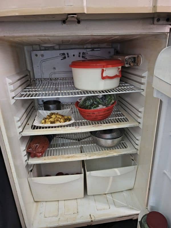 zabardast conditions and cooling 10 cubic Medium   . 1