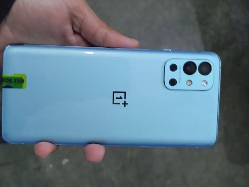 ONEPLUS 9R FOR SALE. 0