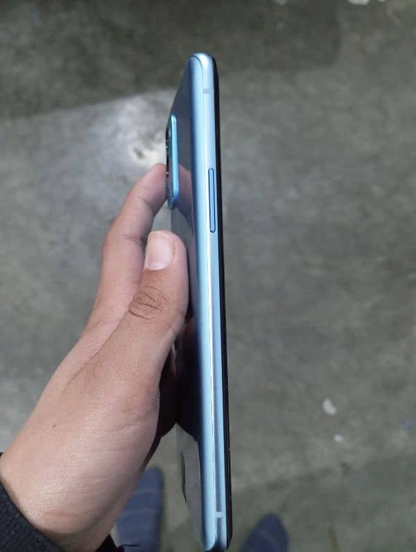 ONEPLUS 9R FOR SALE. 2