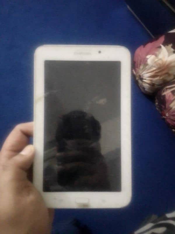 selling Samsung Galaxy Tab A 0