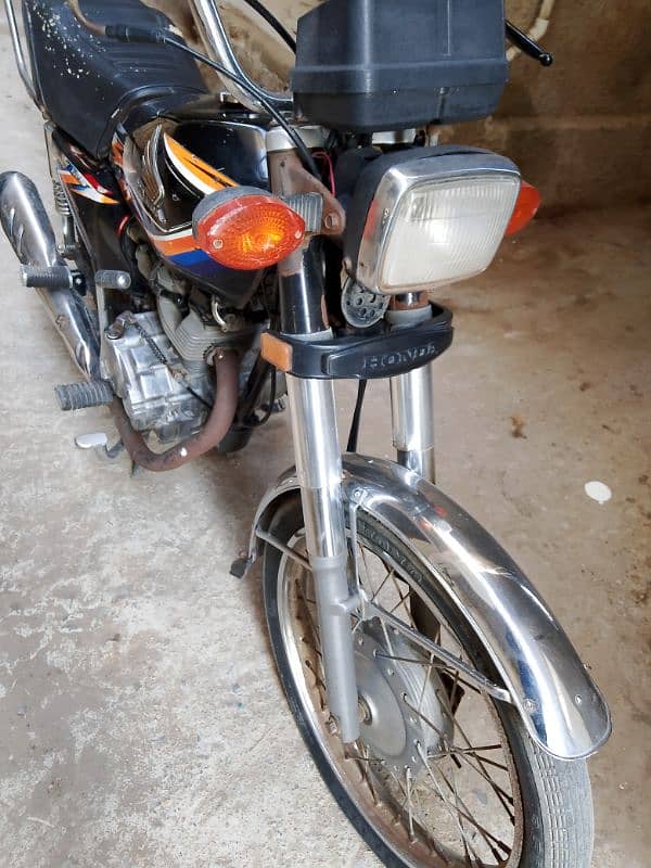 Honda CG125 1