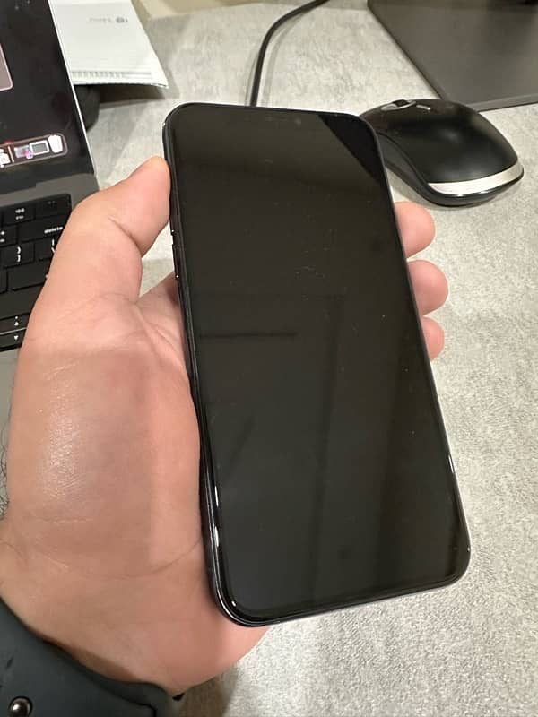 iphone 11 pro 10/10, 87-BH 0