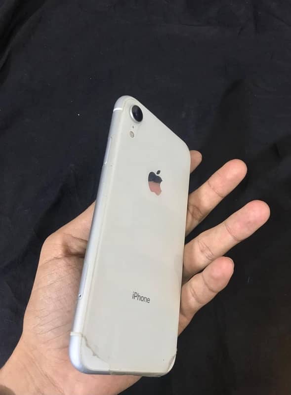 IPhone XR Non PTA 256 5