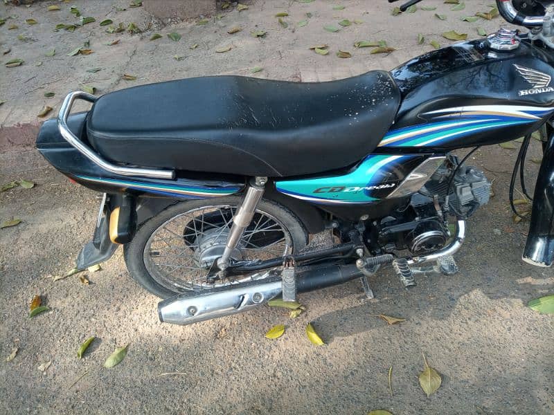 Honda CD 70 dream 5