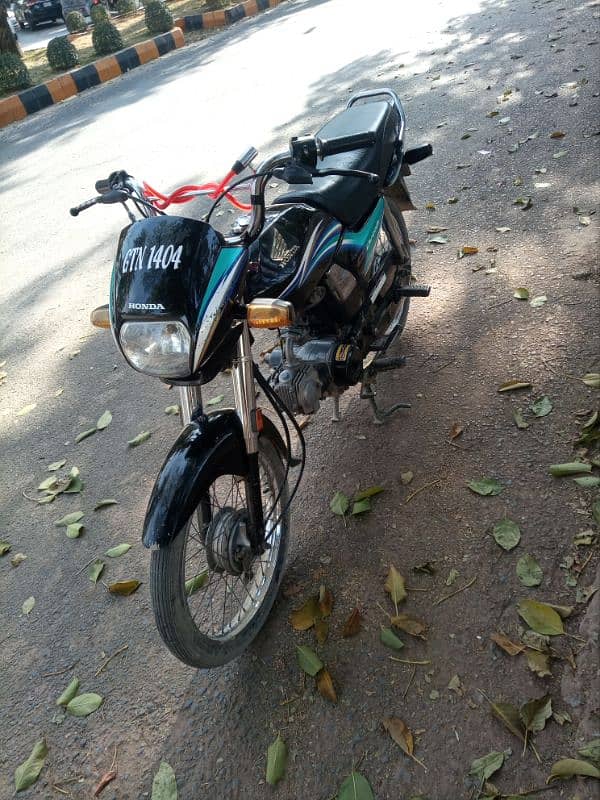 Honda CD 70 dream 11