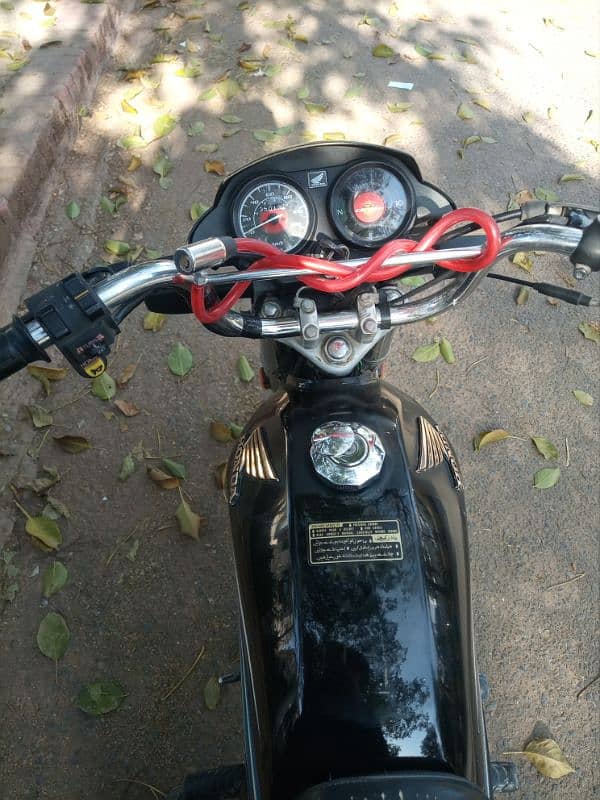 Honda CD 70 dream 15