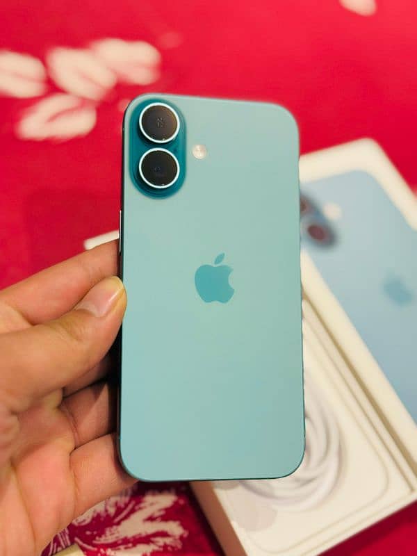 iphone 16 teal non active 3