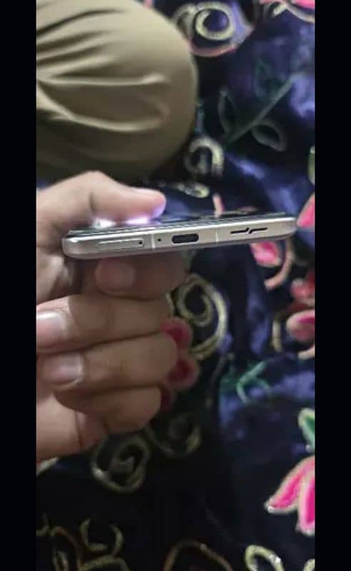 redmi k40 10/10 condition no signal scratche 0