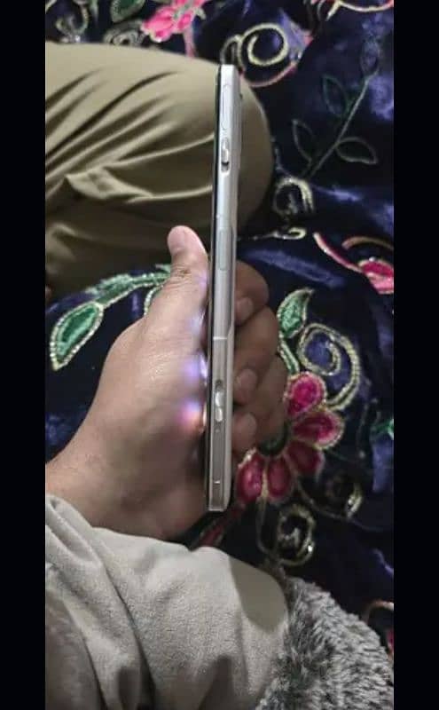 redmi k40 10/10 condition no signal scratche 1