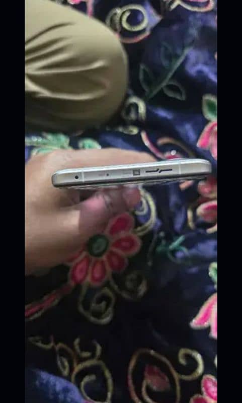 redmi k40 10/10 condition no signal scratche 2