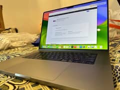 2021 Macbook 16 inch M1 pro 16 gb / 512 gb