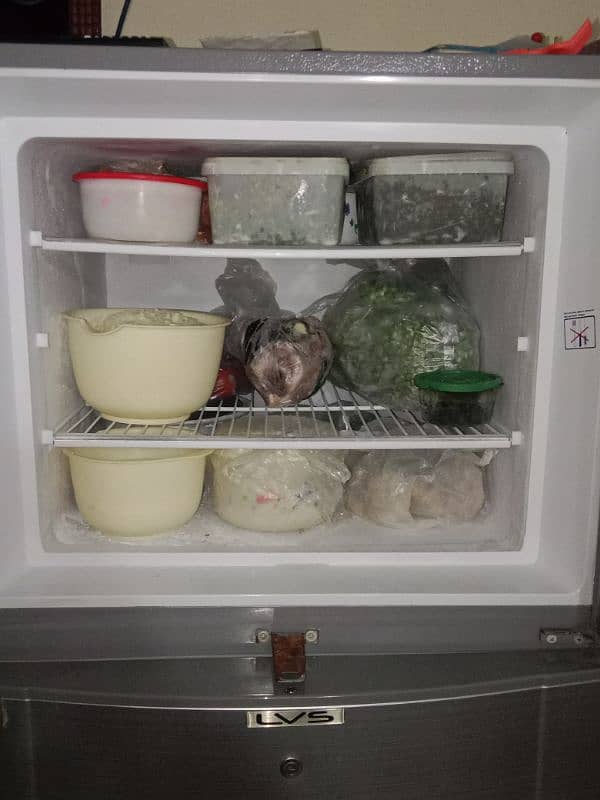 fridge for sell 4