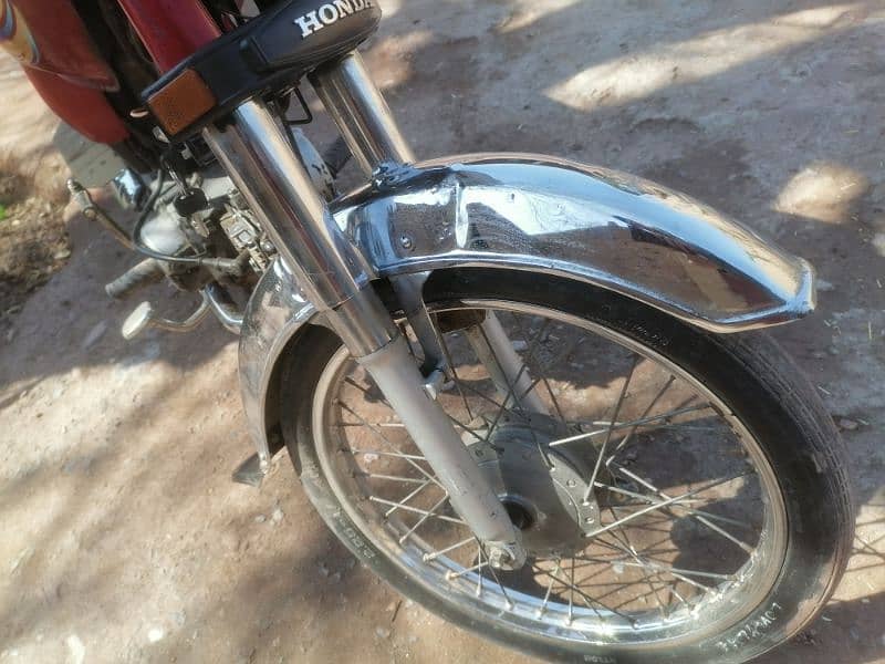 70 bike DHOOM FOR SAL ARGANT SAL ALL DACOMINT AVBL EXCHNGE HIGHE MOBIL 3