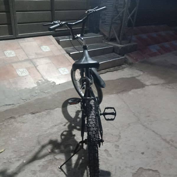 urgent sale but almost new cycle only one month use 13