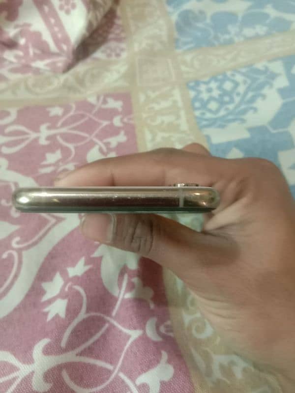 iphone xs non pta 4