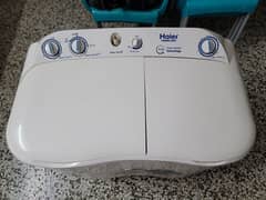 Haier Twin-Tub 8-kg washing machine