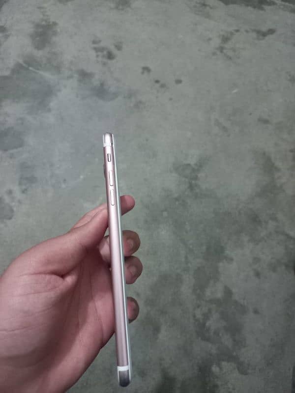 iPhone 7 plus PTA approve 32GB 10 by 10 condition 5