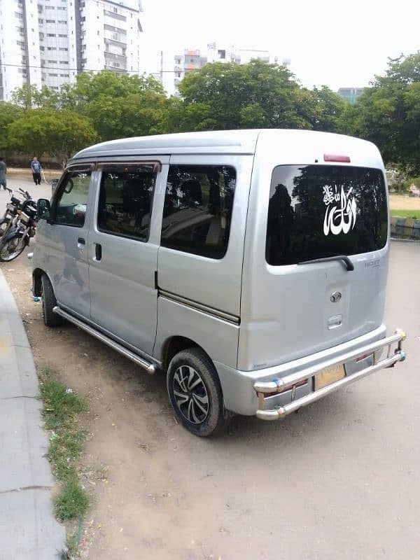 hijet vans 1