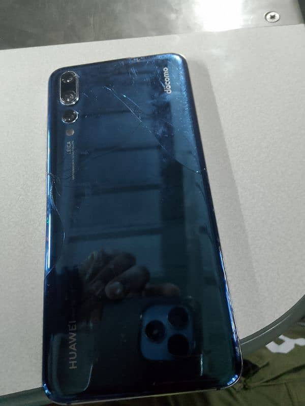 Huawei p20 pro only bord available 3