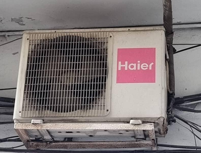 Haier 1.5 Ton AC - Excellent Condition 4