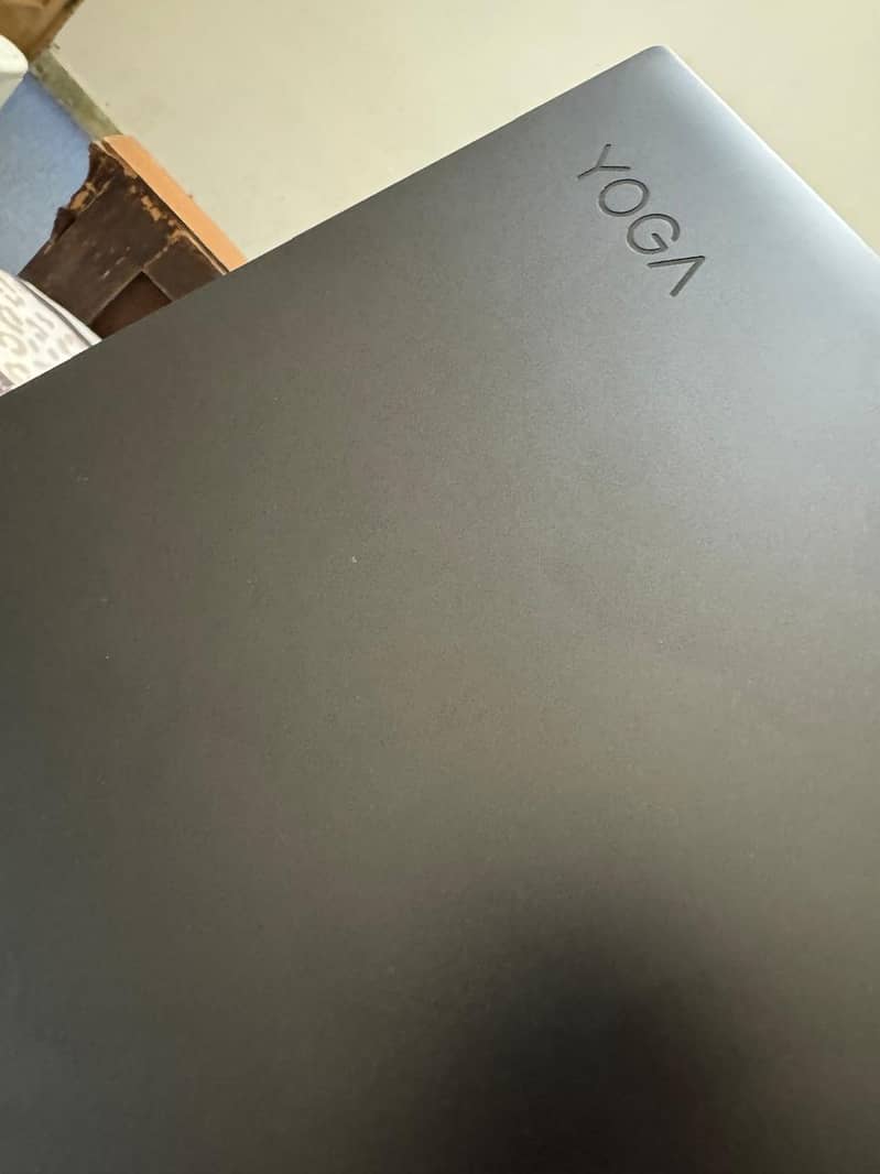 Lenovo Yoga C930 2