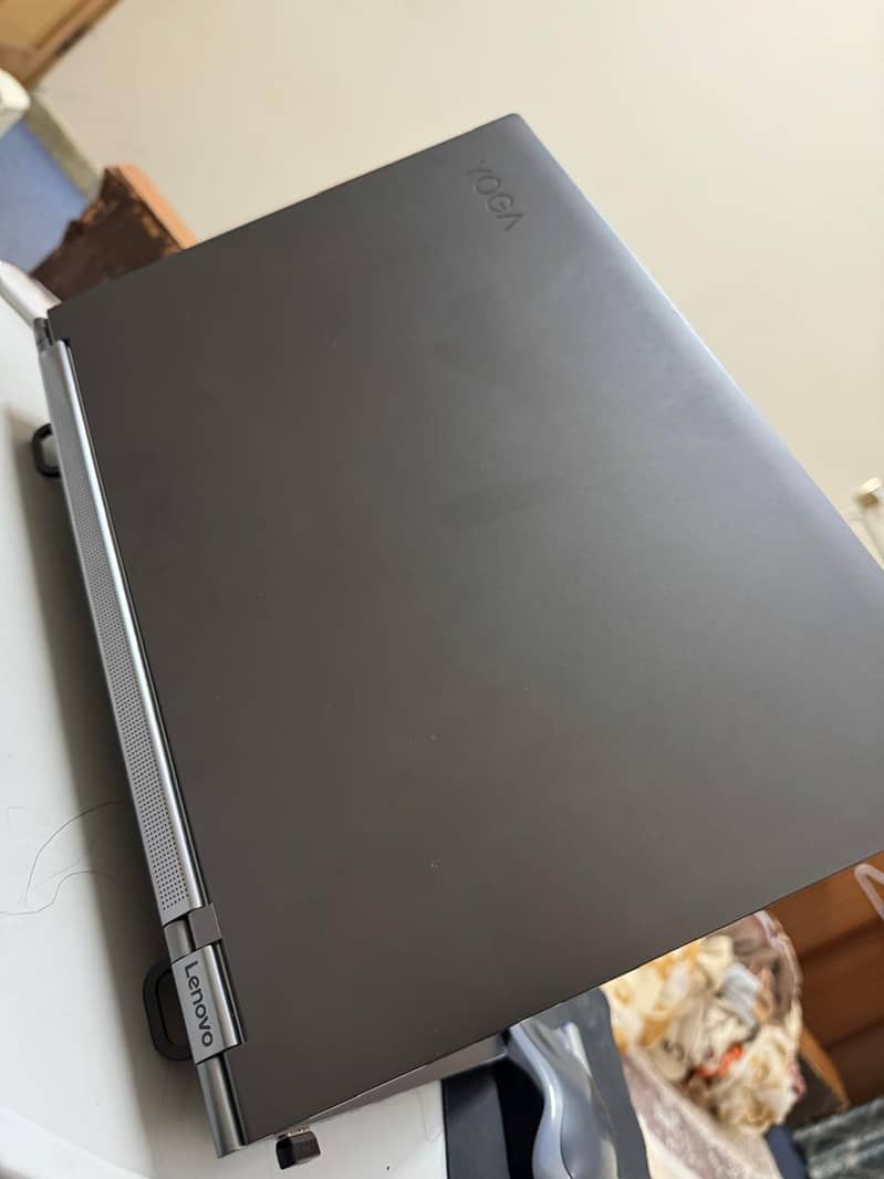 Lenovo Yoga C930 3