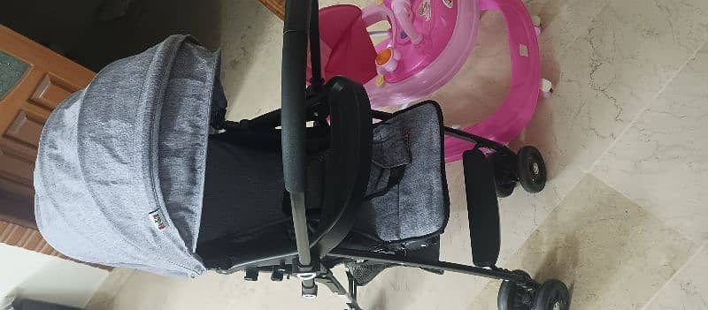 stroller and walker from bacha party ( 3 months used) 10